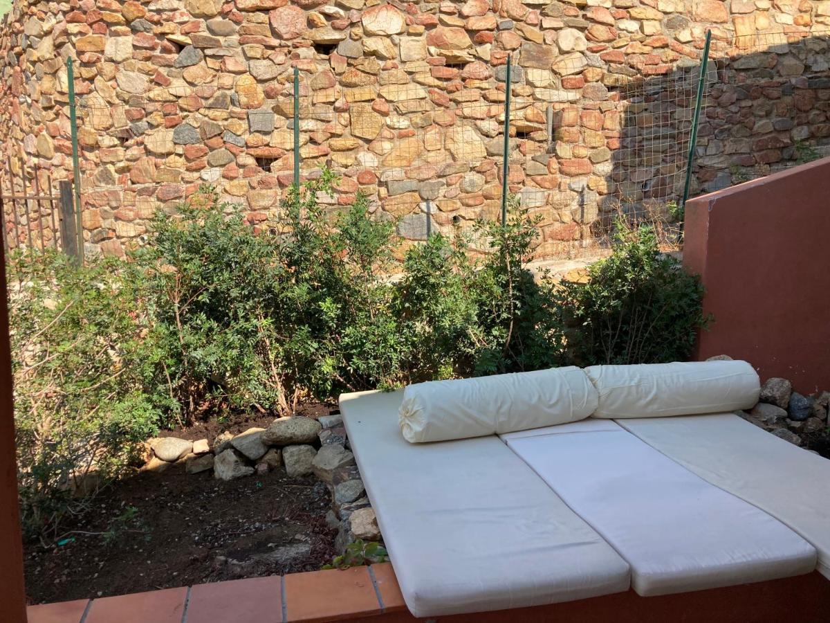 Villasimius Il Patio Sul Porto Eksteriør billede