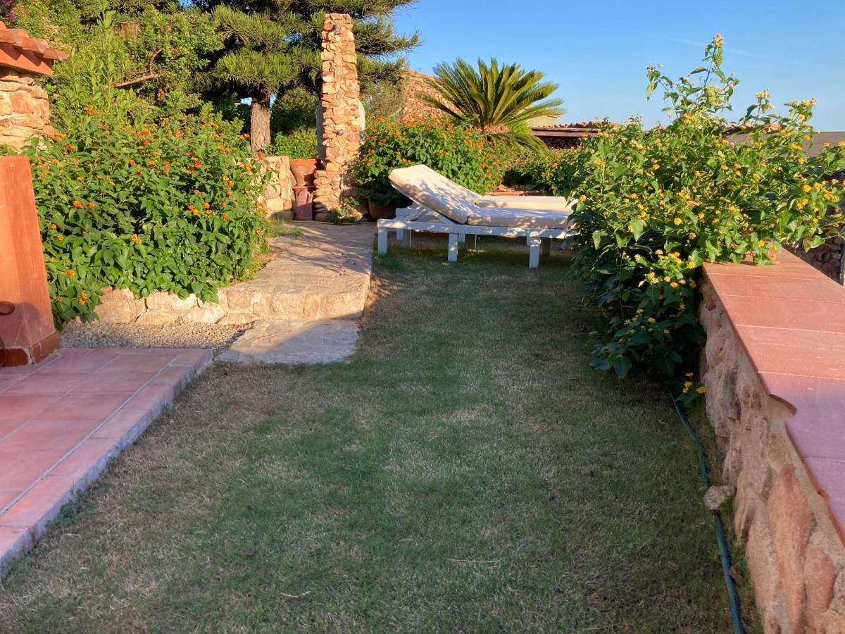 Villasimius Il Patio Sul Porto Eksteriør billede