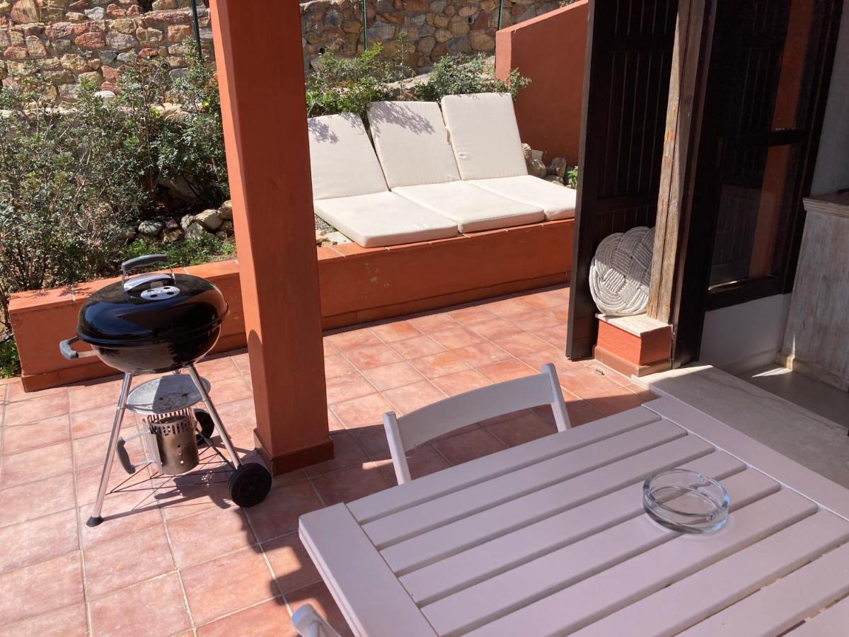 Villasimius Il Patio Sul Porto Eksteriør billede